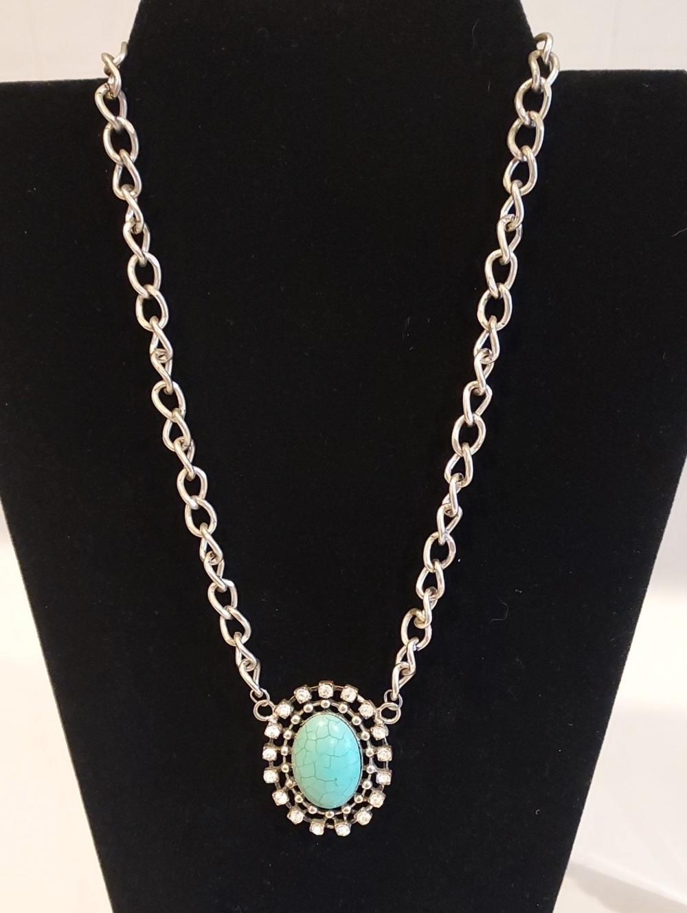 6 Piece Collection Of NEW Paparazzi Jewelry - Picture 8 of 13